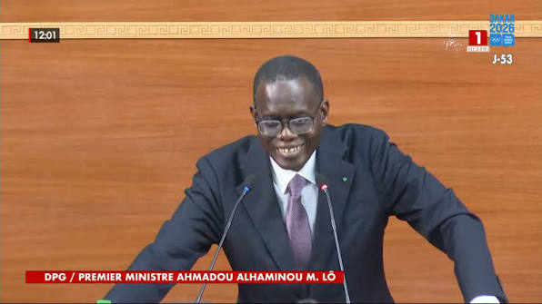 Sénégal : le Premier ministre défend son cap FMI devant une Assemblée hostile